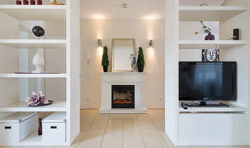 Exclusive, fully furnished 2-room apartment in Düsseldorf-Oberkassel. Rent, electricity, and Wi-Fi are included.