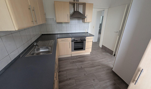 Barrierearme 3-Zimmer Wohnung mit Garten, Stellplatz, E-Ladesäule