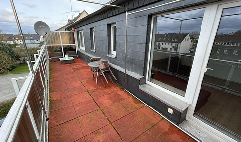 2,5 Raum Südstadt, Balkon 18 m², Wannenbad + Fenster, Energetik erfüllt, viele Dämmungen