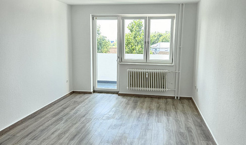 Der erste Schlüssel, der wirklich Dir gehört: Sanierte Wohnung mit Balkon