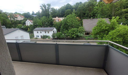 Bright, 3-room apartment, attic floor, never occupied before. €1,630 per month, including utilities, kitchen, and carport.