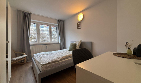 Helles Zimmer in neu gegründeter 4-Zimmer-WG - Erstbezug nach Sanierung!