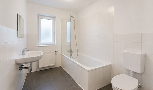 Mettmann: Renovated 3-room apartment, approximately 6.1% ROI, with NO commission [INVESTMENT OPPORTUNITY].