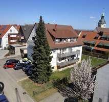 Bright 3-room ground floor apartment with built-in kitchen, located in Oßweil.