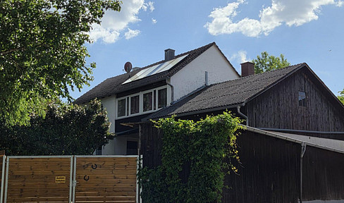 Detached house in Steinsdorf.