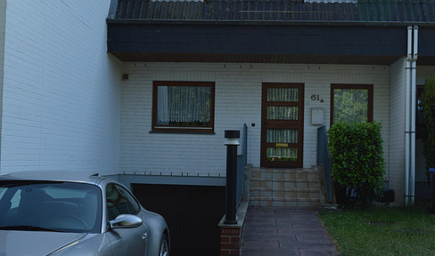 "Attractive terraced house" near the "Weser" river, in a quiet location, in the beautiful "northern part of Bremen."