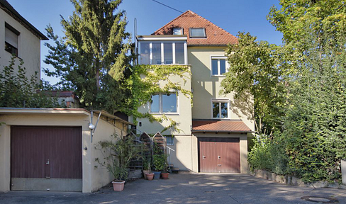 Schönes Stadthaus in LB-Hoheneck mit großem Garten
