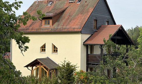 Einfamilienhaus mit Einliegerwohnung in Premium-Revitalisierung