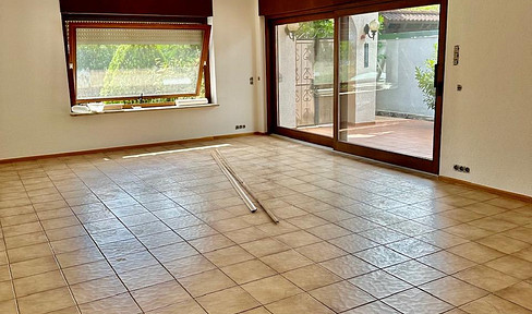 Large apartment in Bruchhausen, Ettlingen (Germany).