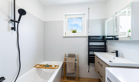 Renovierte 3-Zimmer-Wohnung mit Balkon, Domblick, Aufzug und Garage – provisionsfrei