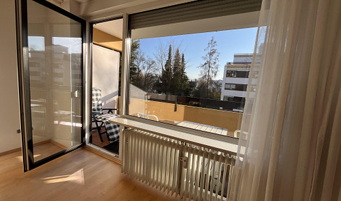 Charmante 2-Zimmer-Wohnung mit großem Süd-Balkon in Gräfelfing