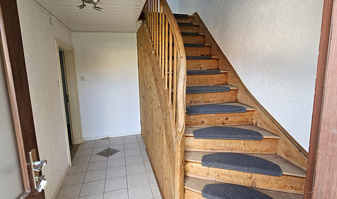 Semi-detached house in Neuburg-Herrenwörth.