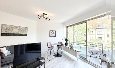 D-Derendorf: Two-room apartment available immediately, with balcony and elevator. * Fully furnished * Energy efficiency class D.
