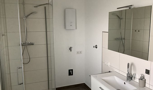 Renovierte 3-Zimmer Wohnung mit viel Tageslicht