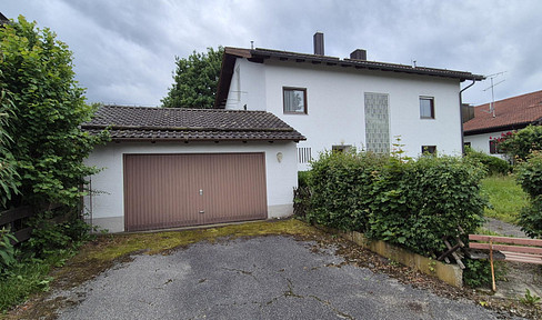 Haus (Renovierung erforderlich) in Riedering - Neukirchen