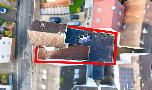 Provisionsfrei ! Großzügiges Mehrgenerationenhaus, Doppelgarage & Anbau in Freigericht