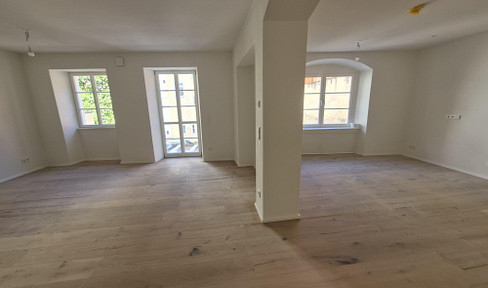 3-Zimmer-Wohnseltenheit mit Südbalkon und besonderem Ambiente im Herzen der Insel - provisionsfrei