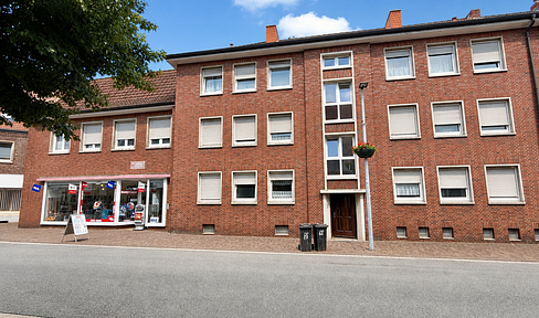Multi-family building | 8 units | Centrally located in Dülmen | Development potential.