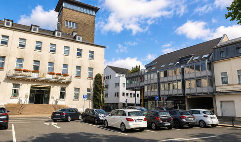 Rathausnahe Gewerbeimmobilie im Zentrum von Velbert - Umnutzungsmöglichkeit in Wohnraum