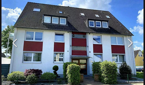 3-room apartment in Essen, with 111 m² of living/usable space, plus a garage, parking space, and fitted kitchen.