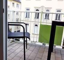 Bright, 3.5-room city apartment with balcony, located in the prime Westend district.