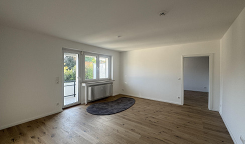 Newly renovated 3-room apartment, 70 square meters, located in the center of Melle.