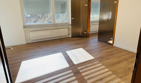 Schöne 4 Zimmerwohnung mit EBK - in Straßberg