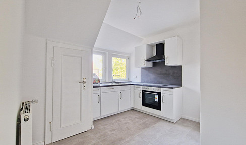 Himbergen - Large, renovated 4-room apartment available for rent immediately.