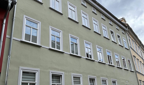 Stylish 2-room apartment in the heart of the old town, close to the cathedral square.