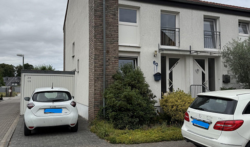 Einfamilienreihenendhaus in Neuss-Allerheiligen