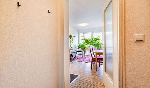 Well-maintained ground-floor apartment in Weingarten.