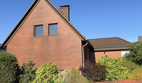 Spacious detached house on the Wimmersberg, with potential for further development, and energy efficiency rating D!