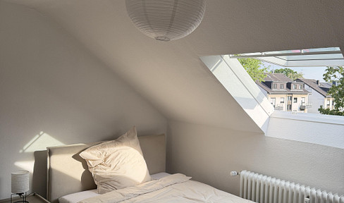 First occupancy after renovation | Stylishly furnished 1-room apartment | 2 minutes from Dormagen train station.