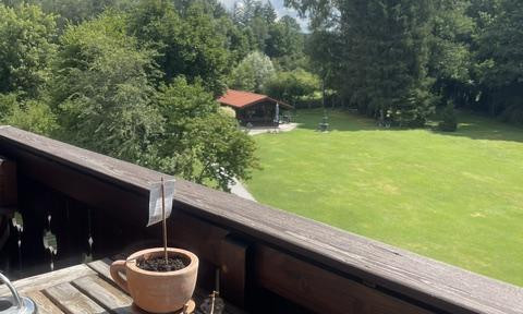 Extravagante moderne Dachgeschoßwohnung mit Panoramablick