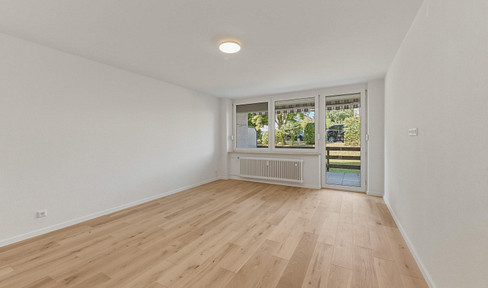 No commission: 3.5-room apartment with an extra hobby room and terrace.
