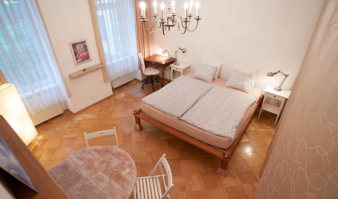 perfect for expats: Charming all inclusive living in fully furnished&equipped 1900 apartment"Altbau"