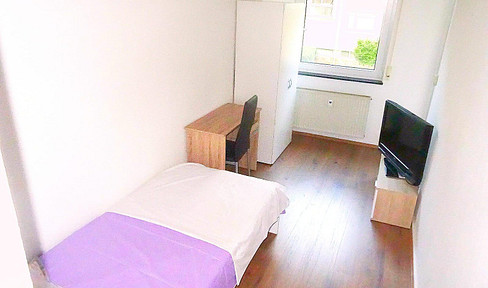 Furnished room for rent in a shared apartment in Heilbronn.