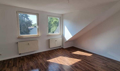 Beautiful, quiet apartment with three rooms located in Dortmund-Wambel.