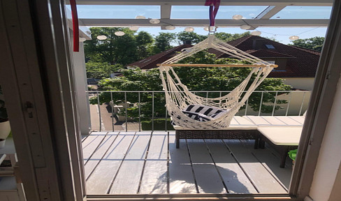 One-bedroom apartment with balcony in Augsburg.