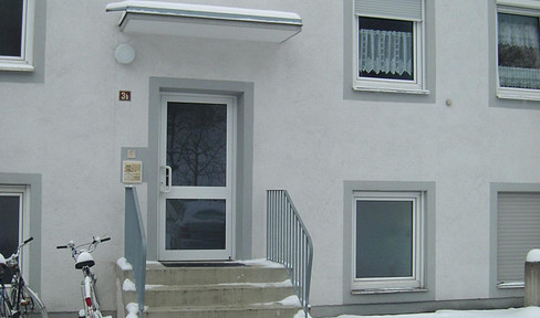 Newly renovated 2-room apartment with kitchen in Augsburg-Göggingen.