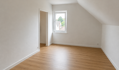Renovated shared student room in Schölerberg, Osnabrück.