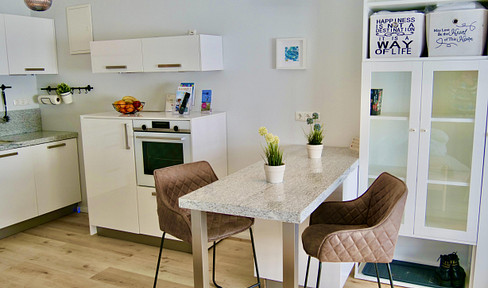 Beachfront investment property: Apartment and retail space.