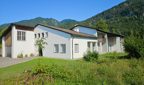 Architektenhaus / Anwesen in besonderer Lage