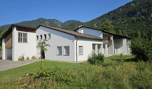 Architect-designed house / Property in a unique location.