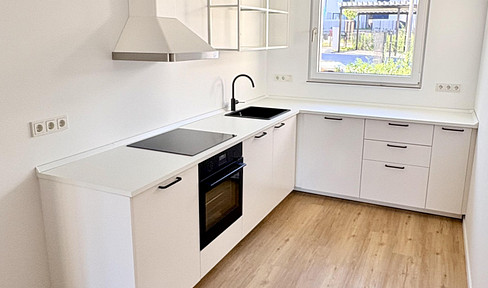 ERSTBEZUG 145qm Familienfreundliche Neubauhaus mit 2 Stellplätzen nähe U2 Röthenbach