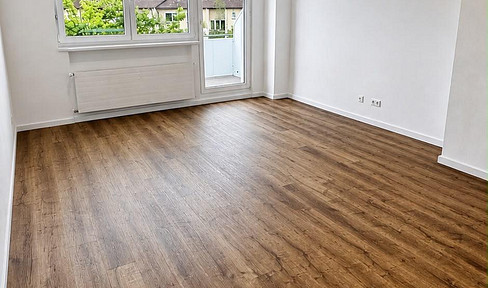 Frisch saniert: 1-Zi-Apartment mit Südbalkon & neuer EBK in Konstanz-Königsbau