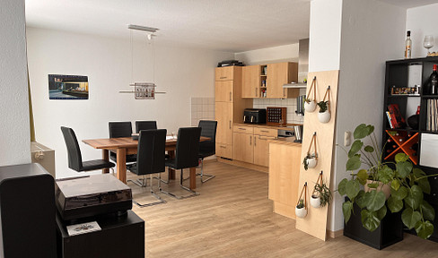 Provisionsfrei: Gut geschnittene 68 m2 Erdgeschoßwohnung mit Terrasse in bester Lage