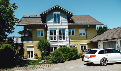 Dreamlike KfW60 timber house with two living units in Isny Großholzleute.