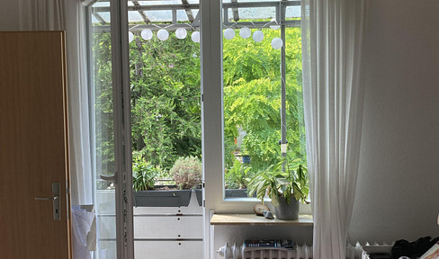 2-room apartment with balcony in the vibrant Findorff neighborhood.