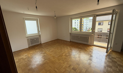 Sonnige zentral gelegene 3-Zimmer-Wohnung in Burghausen